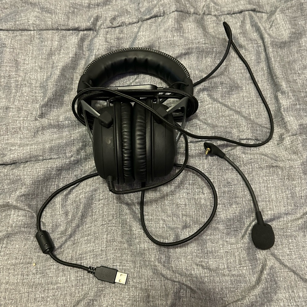 Gaming headphones